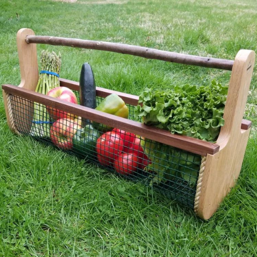 vegetable gathering basket for backyard garden