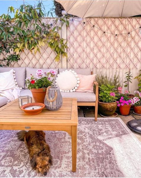 9 Backyard Living Spaces - Ideas for Your Backyard Oasis - PunkMed