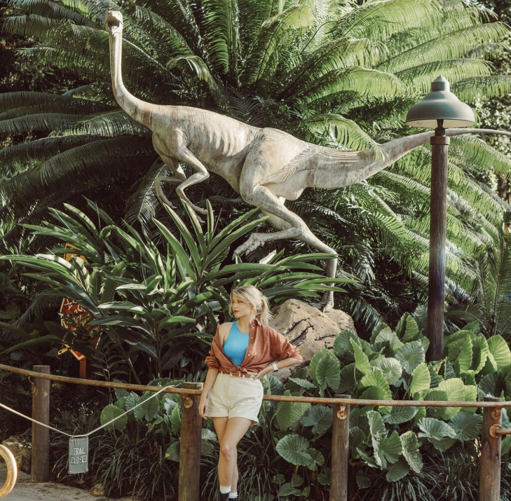 Jurassic Park Laura Dern Costume Idea